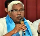 Kodandaram fires at kcr over police case issue