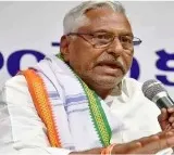 Jeevan Reddy to meet AICC leaders