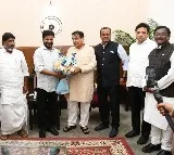 Telangana CM urges Gadkari to declare RRR south as National Highway