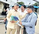 CM Chandrababu Meet Karnataka Businessmen in Bengalore Airport