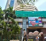 Stock market indics ened with profits