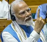 PM Modi punctures Rahul Gandhi’s ‘violent Hindu’ remark with Swami Vivekanand reference