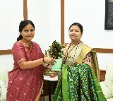 ఫొటోలు: కేంద్ర ఫుడ్ ప్రోసెసింగ్ మంత్రిత్వ కార్యదర్శి అనితా ప్రవీణ్ సచివాలయంలో శాంతి కుమారి తో సమావేశం