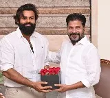 ఫోటోలు:- జూబ్లీహిల్స్ నివాసంలో ముఖ్యమంత్రి రేవంత్ రెడ్డి గారిని మర్యాదపూర్వకంగా కలిసిన సినీ నటుడు సాయి ధరమ్ తేజ్