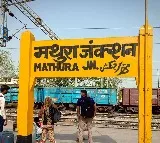 UP railway passenger says he knows union minister