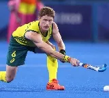 Australian hockey player Matt Dawson amputates part of finger
