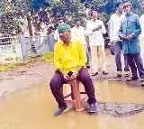 Kolikapudi Srinivasa Rao Protests On Road