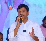 Minister Ponguleti reviews on Godavari river flood situation