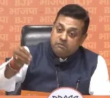 Rahul enquired caste of scribes: BJP sharpens attack amidst showdown