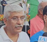 Har Ghar Tiranga campaign: MPs participate in Tricolour bike rally