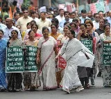 Mamata threatens to protest in Delhi if CBI fails to crack RG Kar case by Aug 18