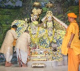 'Imbibe teachings of Lord Shri Krishna', Prez Murmu, PM Modi greet people on Janmashtami