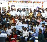 Telangana provides financial assistance to Civils Prelims qualified candidates