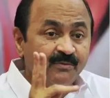 Congress leader alleges Kerala ADGP was interlocutor between CM and RSS