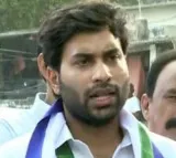 Setback to YSRCP leaders in AP High Court