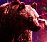 Sensex tanks 1,017 points; investors lose over Rs 5 lakh crore