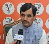 Vinesh & Bajrang's political debut won't hurt BJP's chances: Shahnawaz Hussain