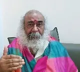 Acharya Pramod Krishnam slams Rahul Gandhi for 'Devta does not mean god' remark