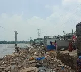 Hydraa Officials Survey At Musi River Front