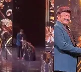 Aishwarya Rai touches Balayya feet here is video
