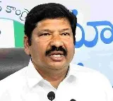 chandrababu home attack case police sent notices to ycp ex minister jogi ramesh
