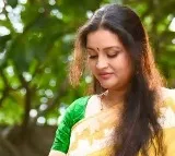 Renu Desai Establishes NGO, Shares Joyful Moment with Fans