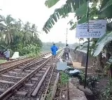 4 Workers Run Over By Delhi Kerala Train