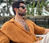 Actor Vijay Deverakonda Wounded in VD 12 Movie Shooting in Hyderabad