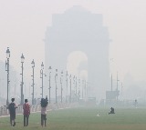 Delhi air quality remains 'very poor'