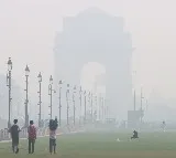 Delhi air quality remains 'very poor'