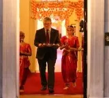 Meat And Alcohol At Diwali Party Hosted By UK PM Offends British Hindus