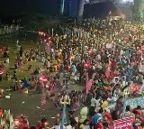 heavy croud siva temples