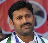 Police issues search warrant to YS Avinash Reddy PA Raghava Reddy