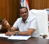 Komatireddy venkat Reddy serious allegations on KTR