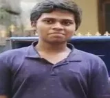 Intermediate Student of Sri Chaitanya College Commited Suicide in Miyapur Hyderabad