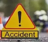 three people died in road accident Anantapur dist