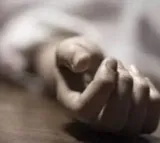 Couple jumps to death from third floor of building in Visakhapatnam