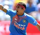 Ex cricketer Siddharth Kaul has started working for the State Bank of India