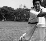 Here is the top 5 players list who played longest innings in Test cricket history