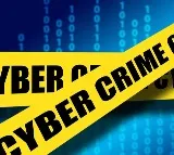 Above 2 kg gold theft in Hyderabad