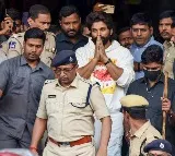 Allu Arjun steps out of jail after spending night- Updates
