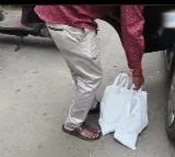Man Brings ₹80,000 in Coins to Court Amid Divorce Case; Judge Intervenes