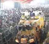 Visakhapatnam Welcomes Modi, Chandrababu, and Pawan Kalyan with Flower Showers on Roads
