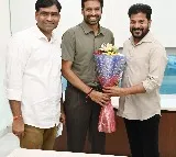 Pullela Gopichand meets Telangana CM