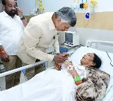 Chandrababu Visits Victims of Stampede Under Treatment at Tirupati SVIMS Hospital
