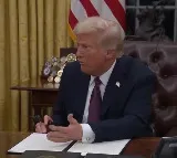 Trump signs record number of key orders after swearing-in as US Prez