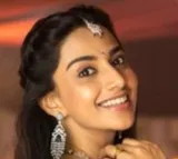 Meenakshi Chaudary Special