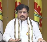 Varla Ramaiah hails Chandrababu over Davos tour