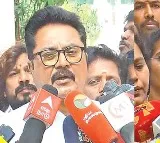 Sarathkumar and Kushboo Criticizes Vijay