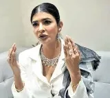 Manchu Lakshmi Alleges Harassment by IndiGo Airlines Staff
